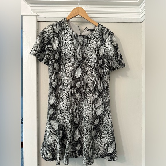 Rachel Zoe Python Print Mini Shift Flounce Dress - Picture 1 of 5